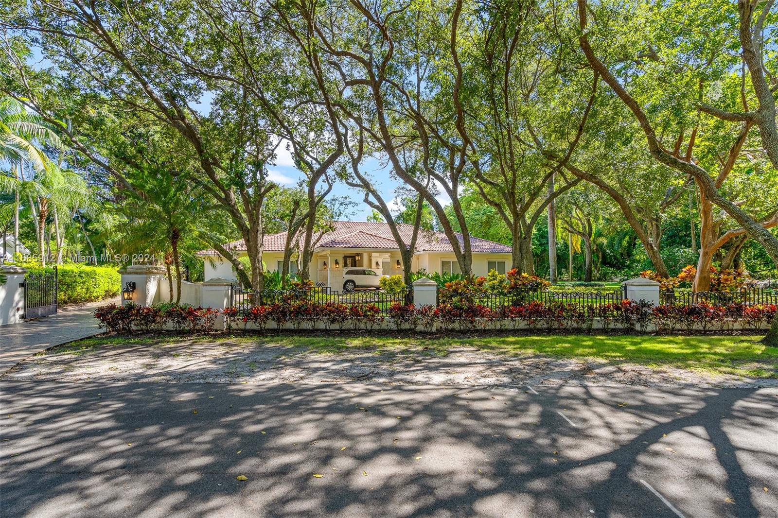 10735 SW 58th Ave