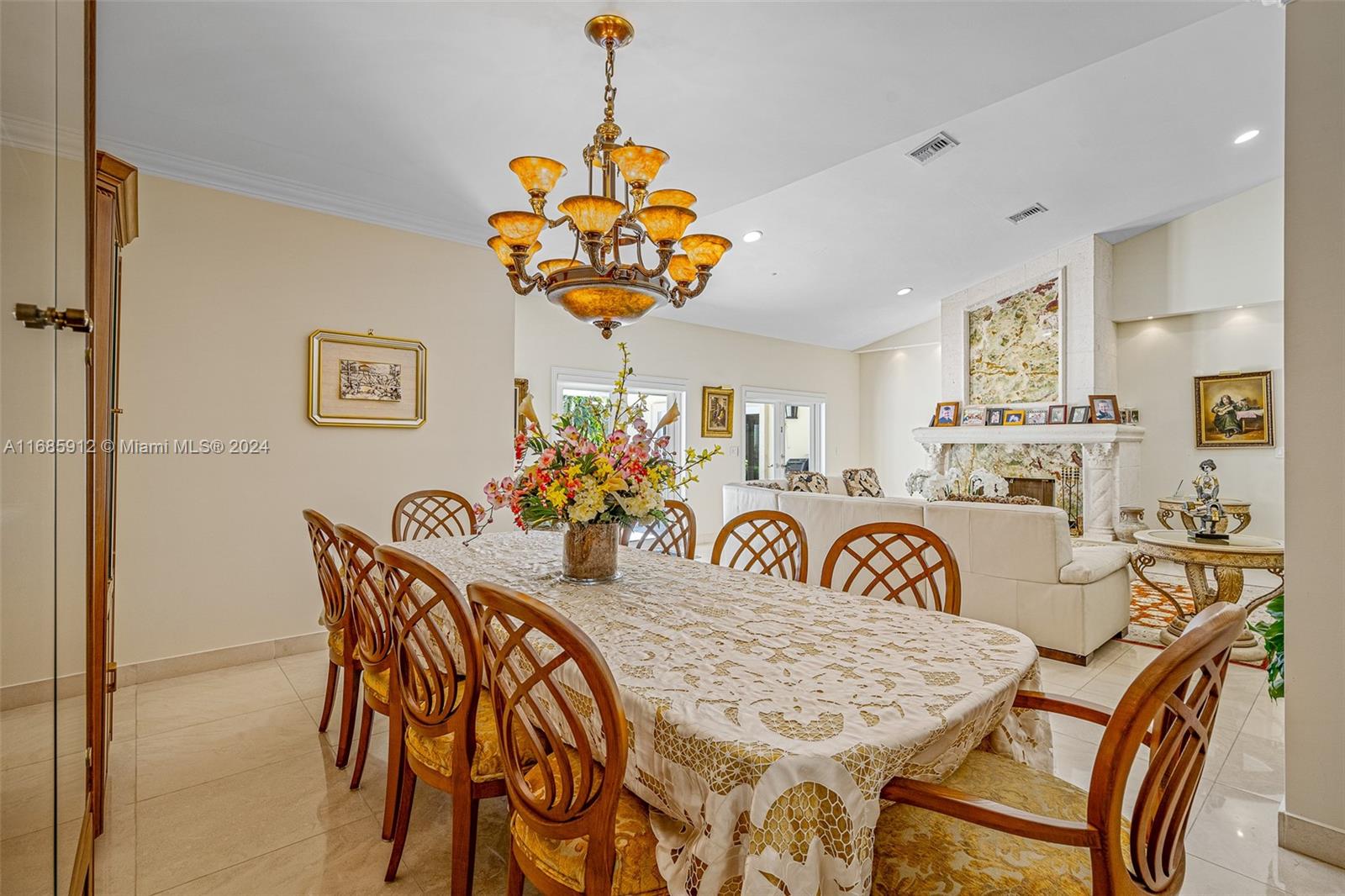 COLLINS ACRES - Residential