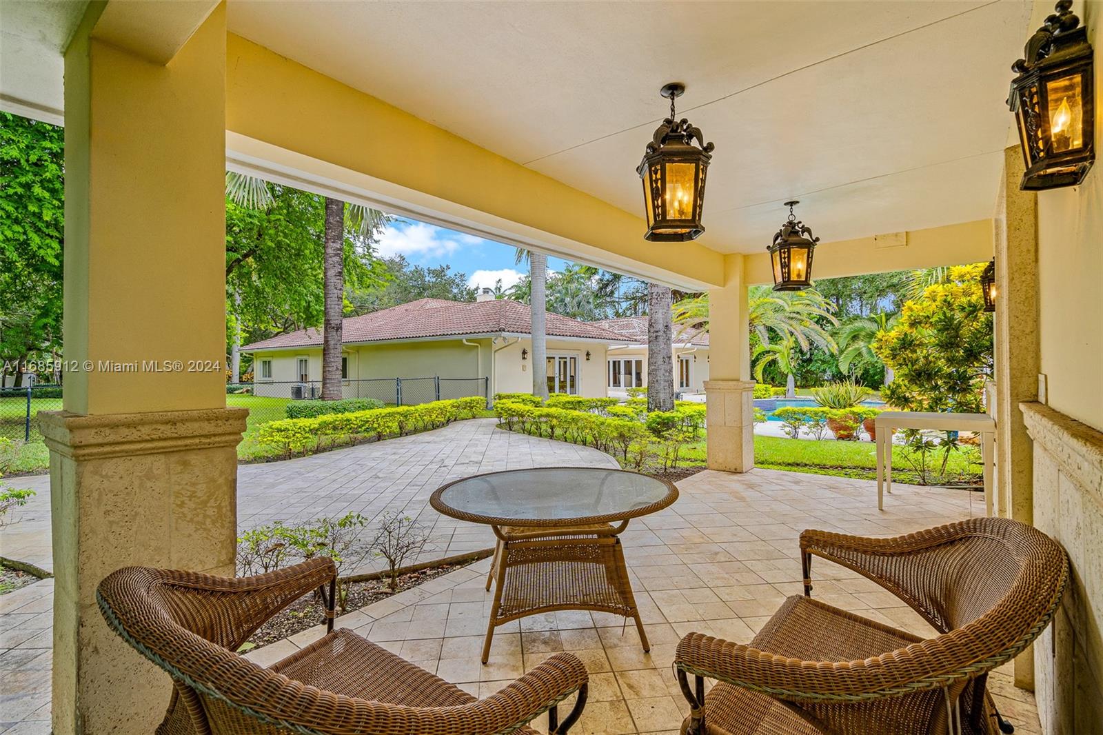 COLLINS ACRES - Residential