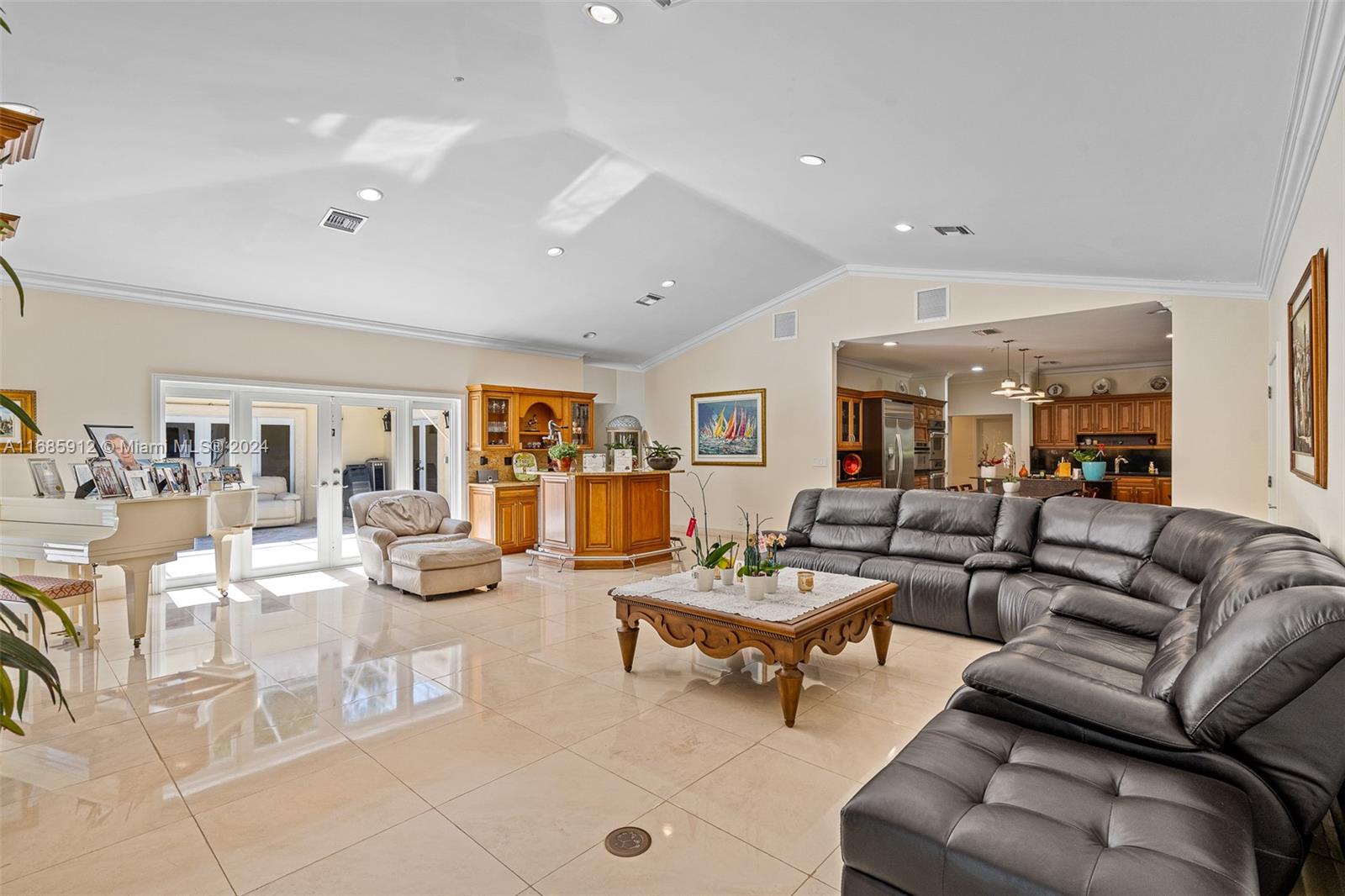 COLLINS ACRES - Residential