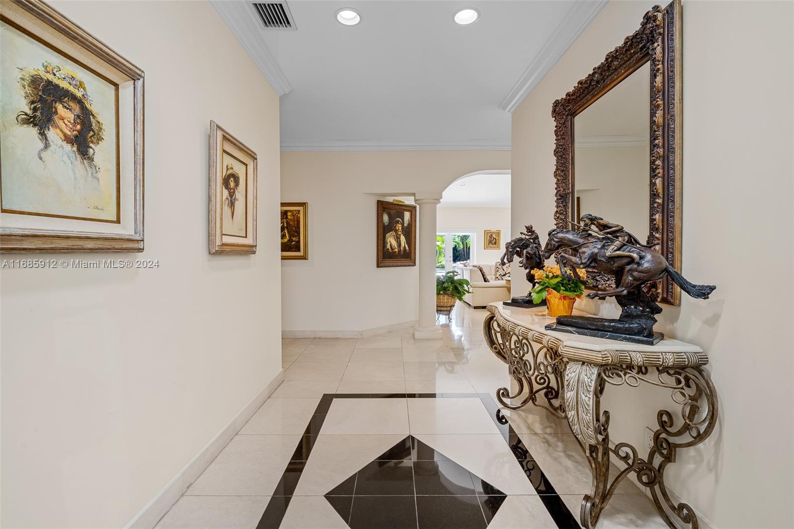 COLLINS ACRES - Residential