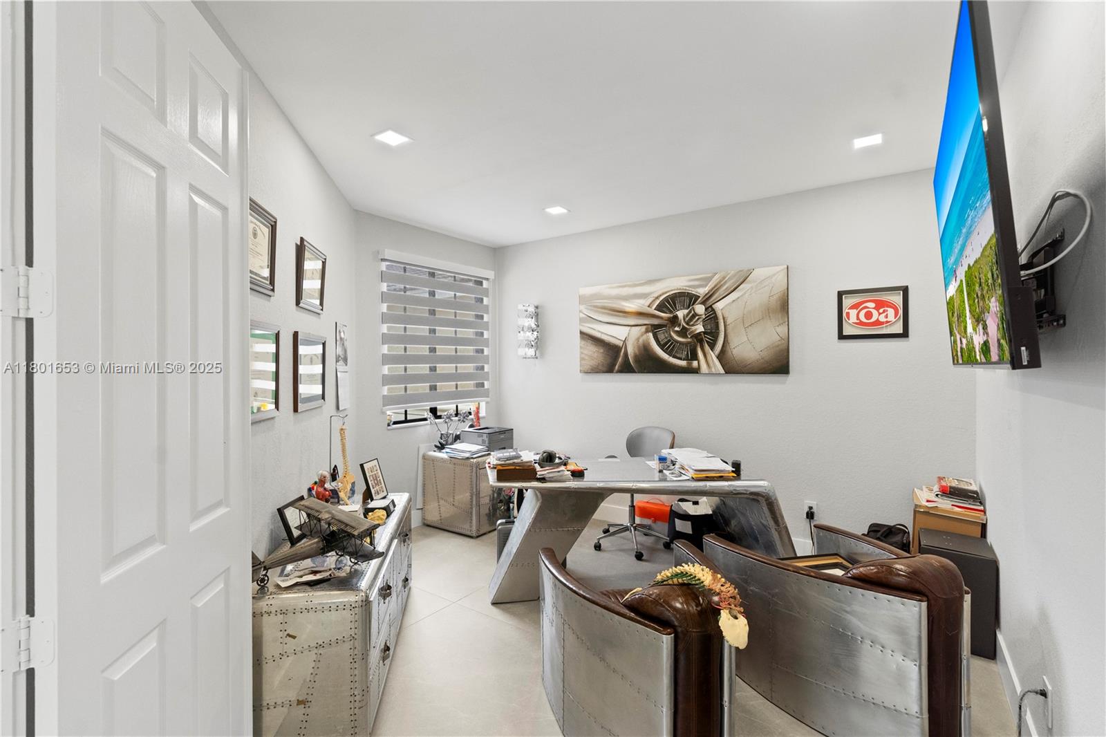 MARIPOSA POINTE AT WESTON - Residential