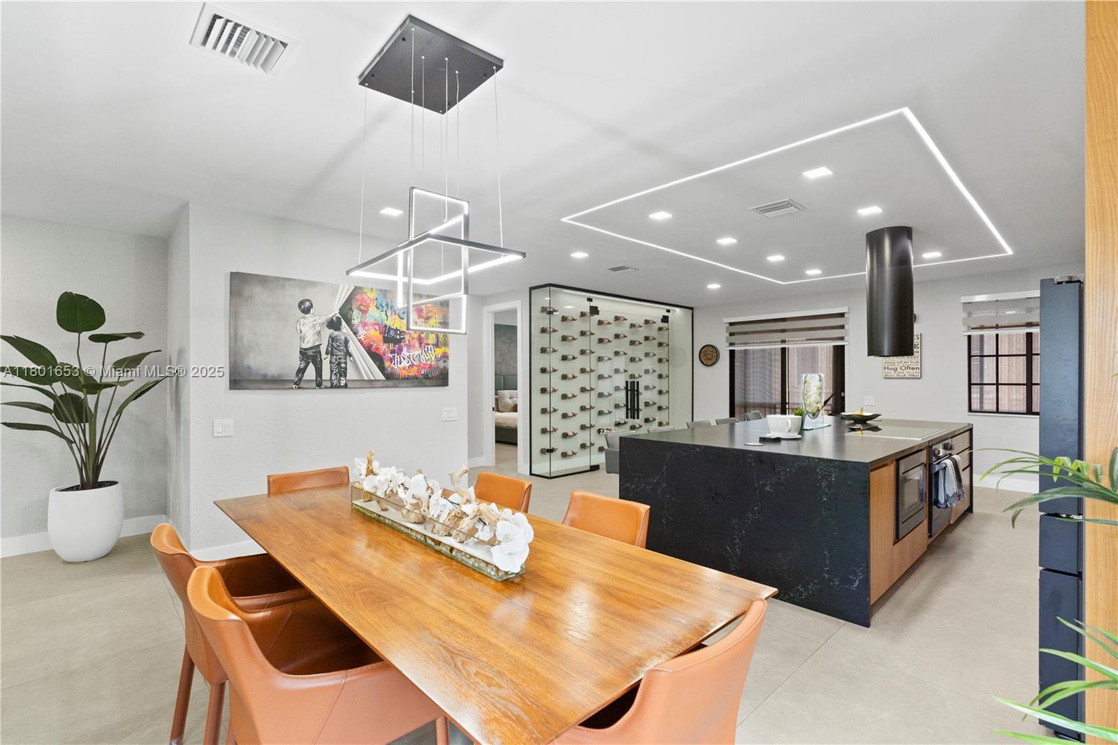 MARIPOSA POINTE AT WESTON - Residential