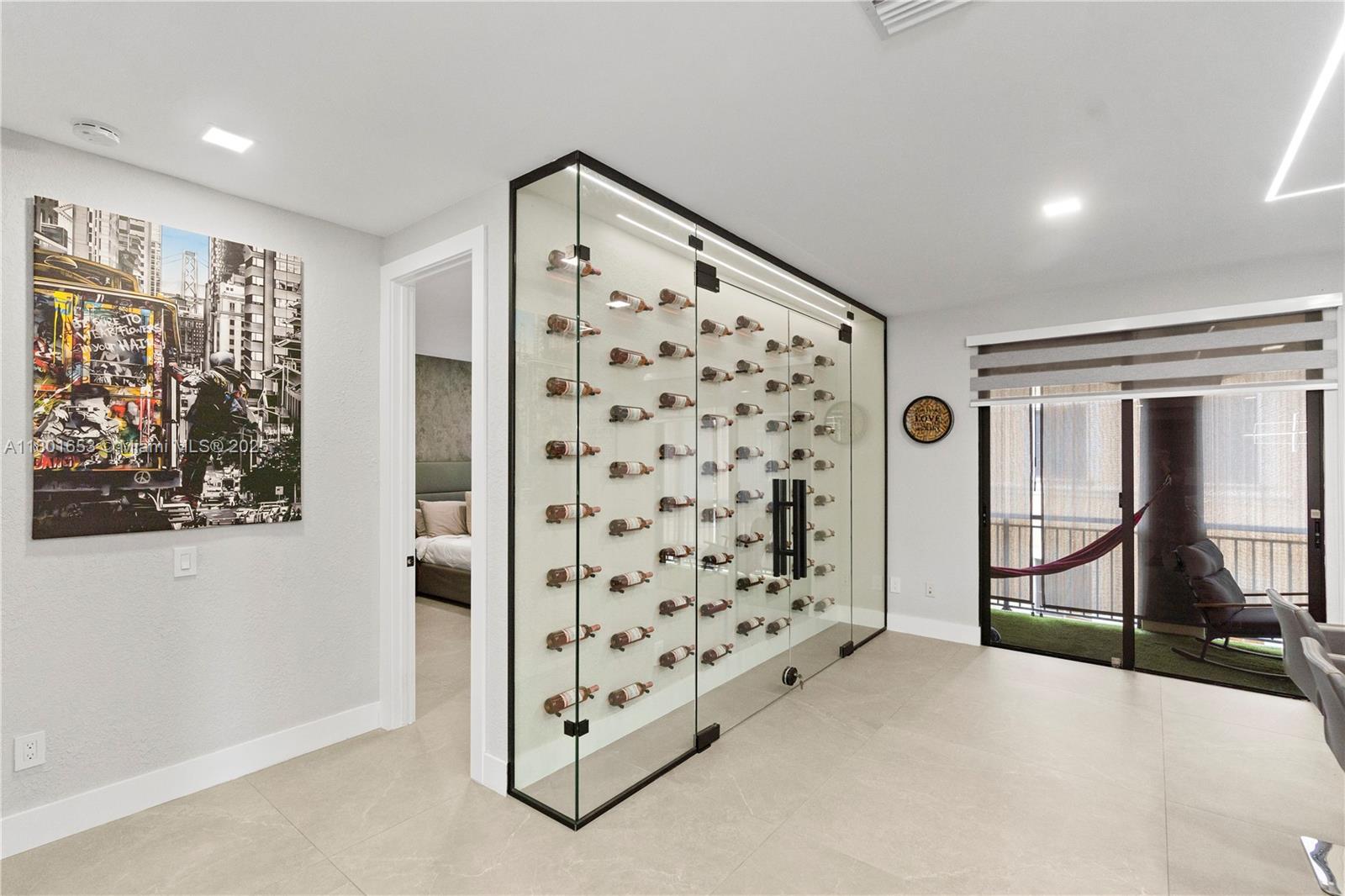 MARIPOSA POINTE AT WESTON - Residential