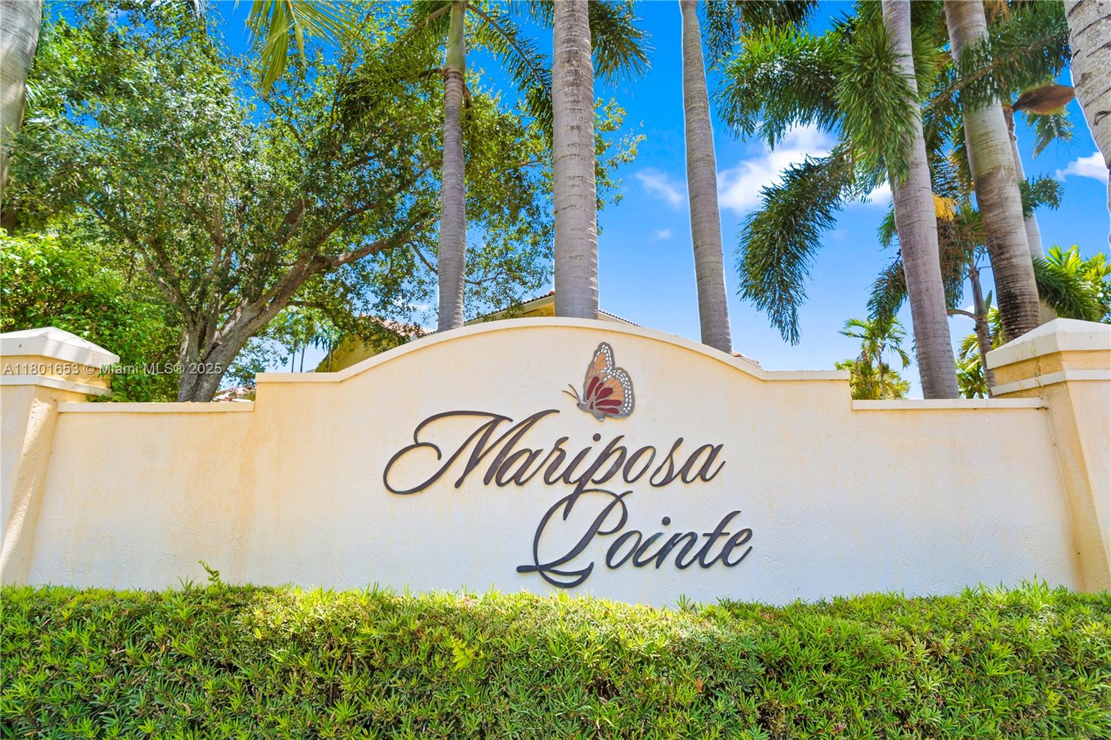 MARIPOSA POINTE AT WESTON - Residential