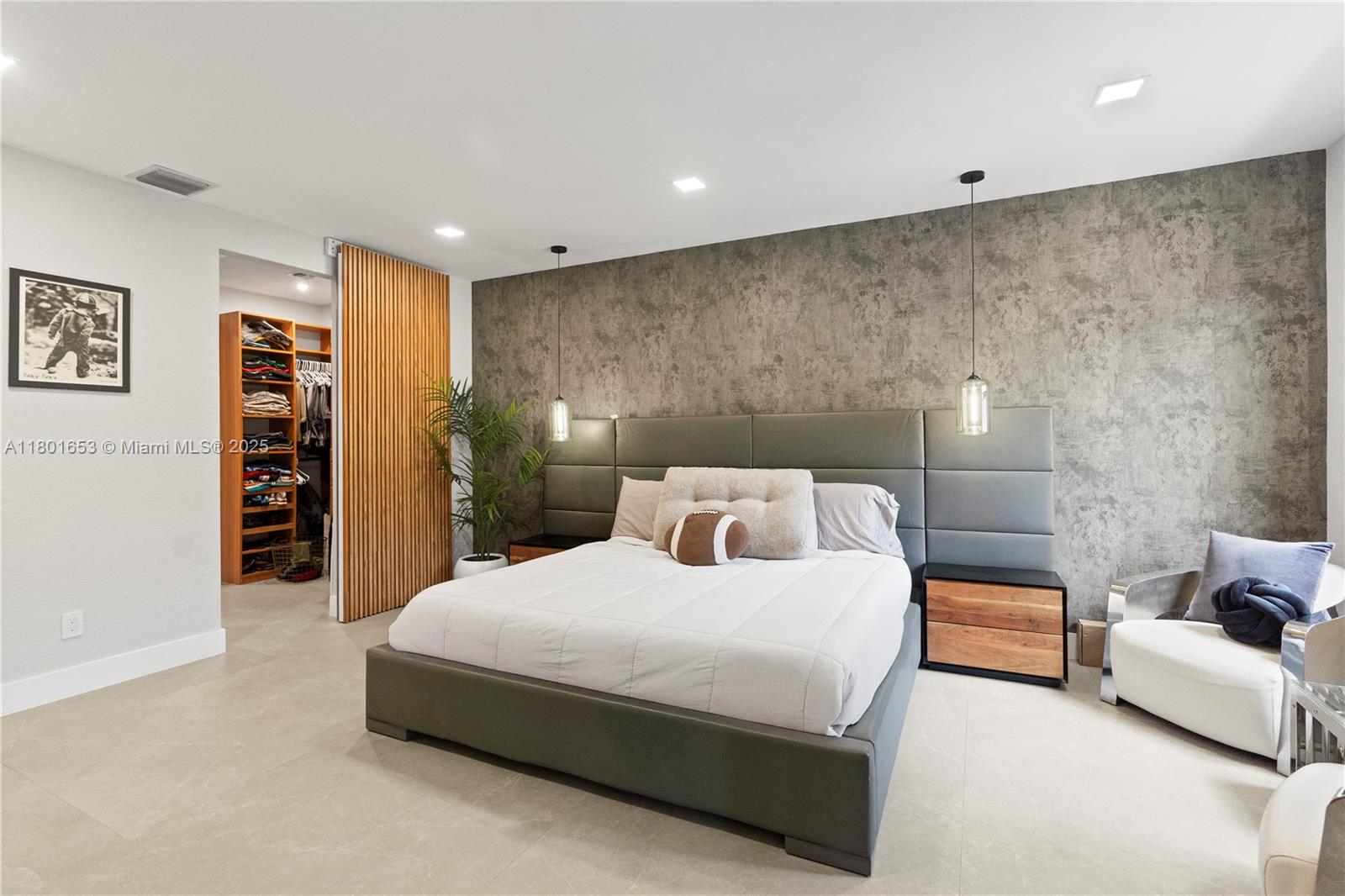 MARIPOSA POINTE AT WESTON - Residential