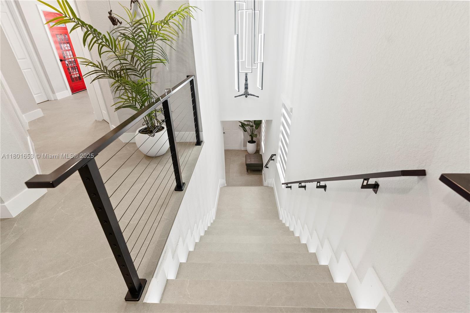 MARIPOSA POINTE AT WESTON - Residential