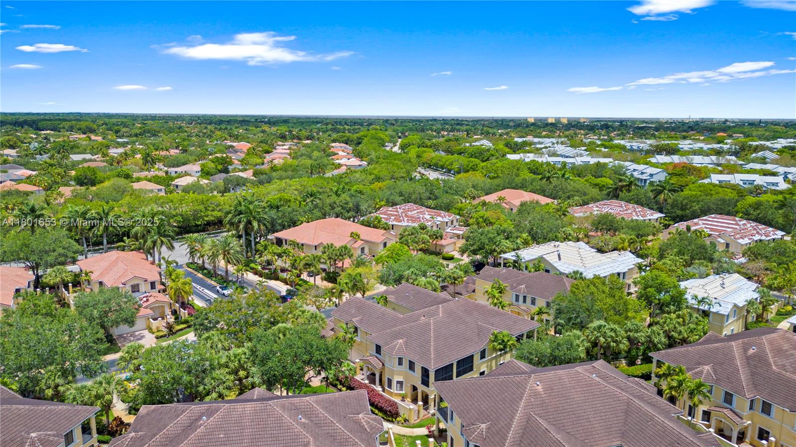 MARIPOSA POINTE AT WESTON - Residential
