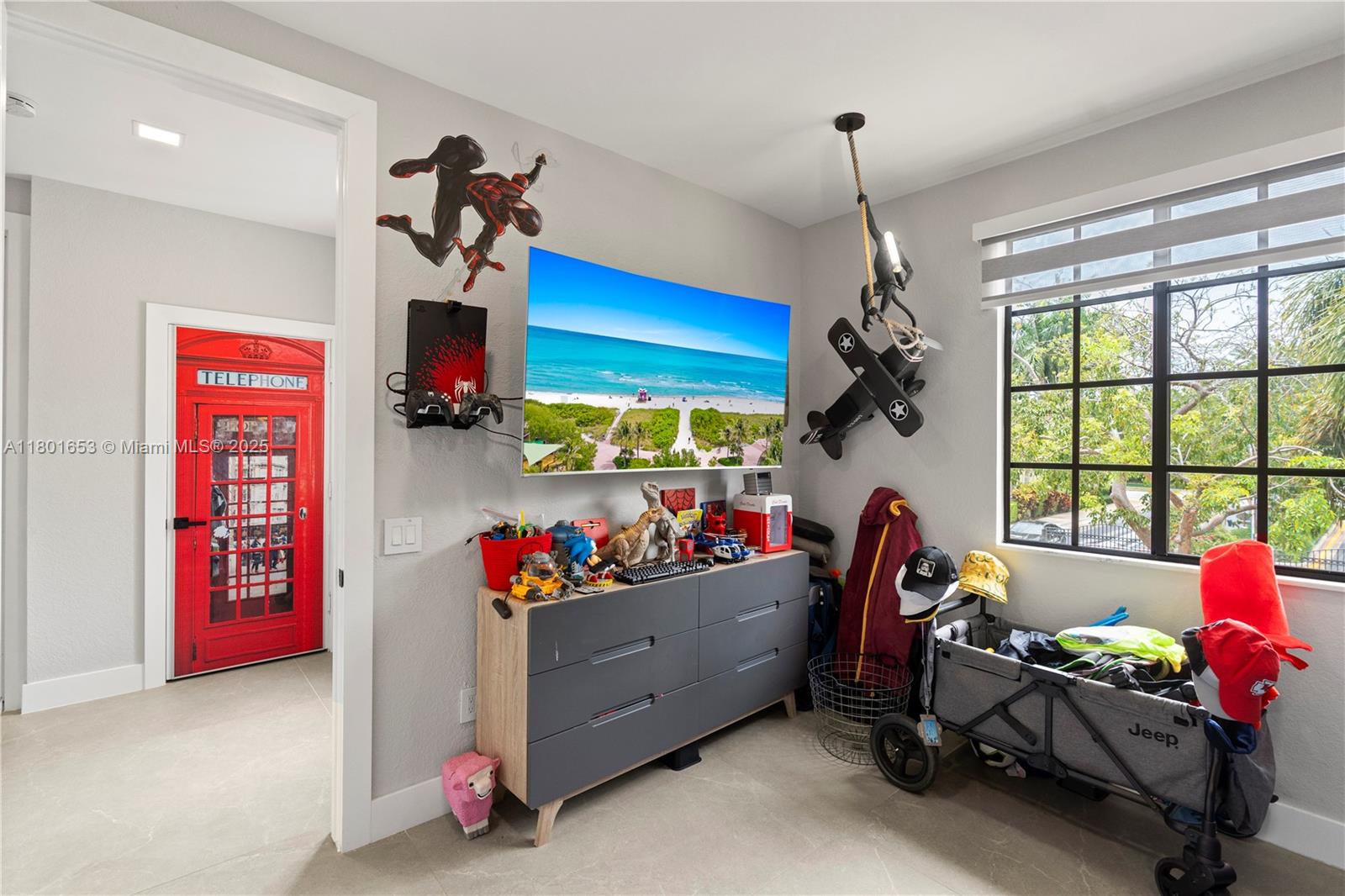 MARIPOSA POINTE AT WESTON - Residential
