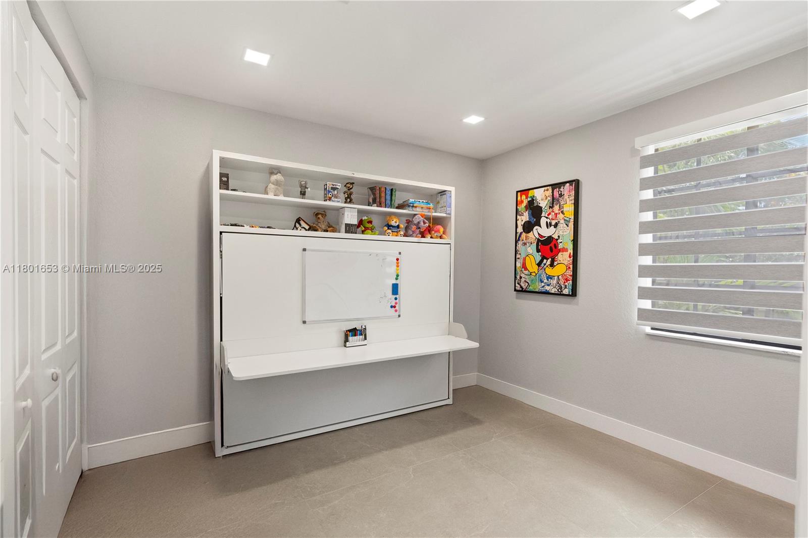 MARIPOSA POINTE AT WESTON - Residential
