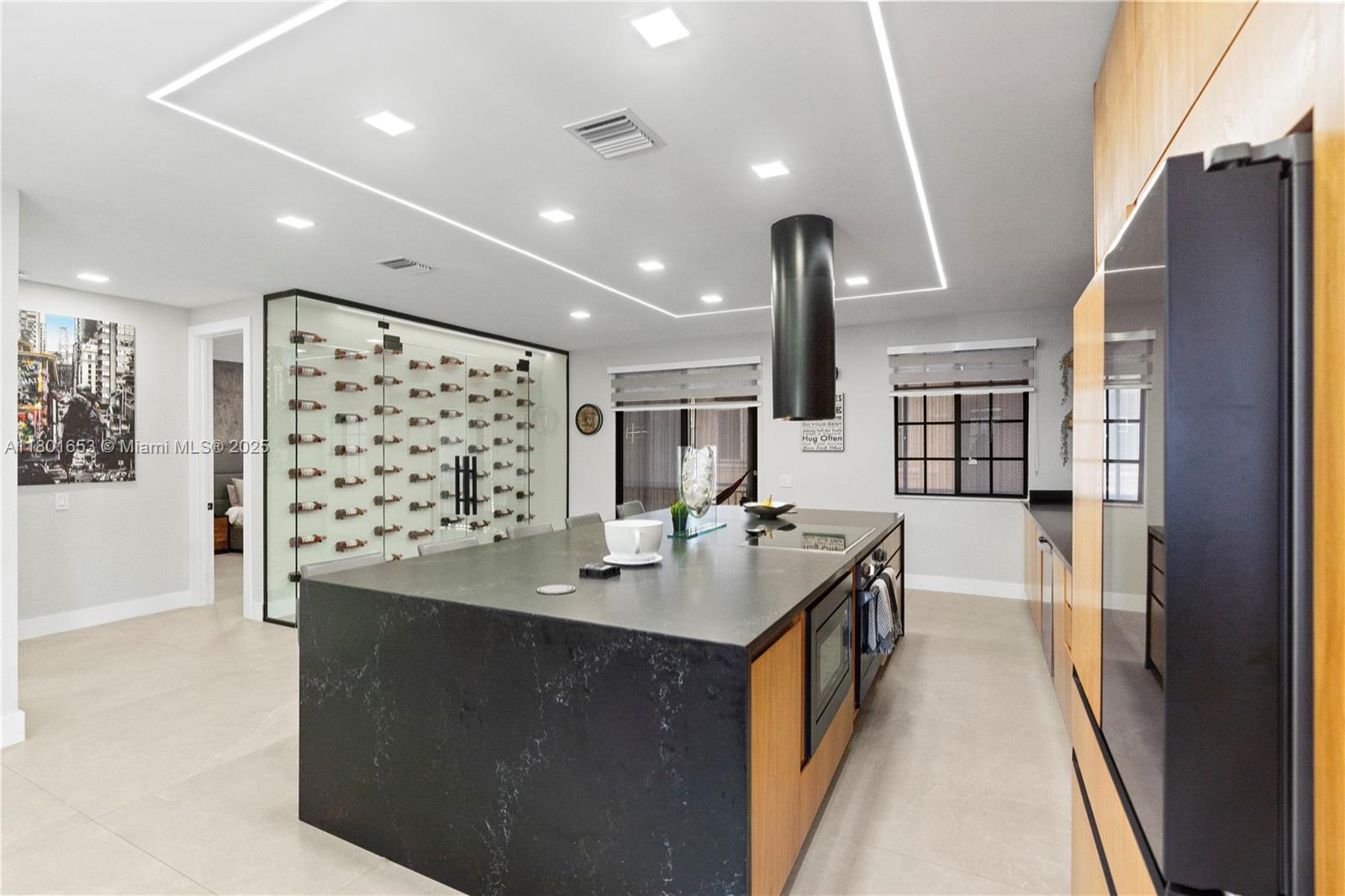 MARIPOSA POINTE AT WESTON - Residential
