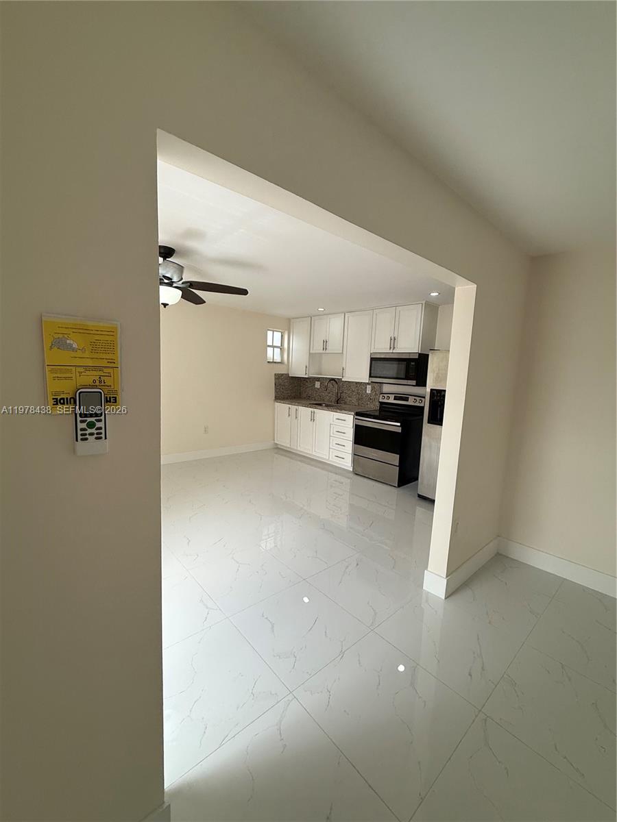 NEW SO MIAMI HEIGHTS SEC - Residential Lease