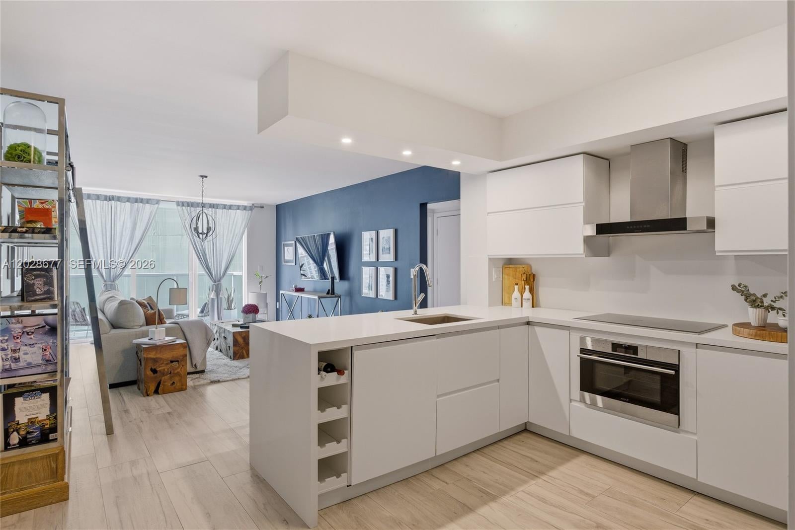 31 SE 5th St 2410