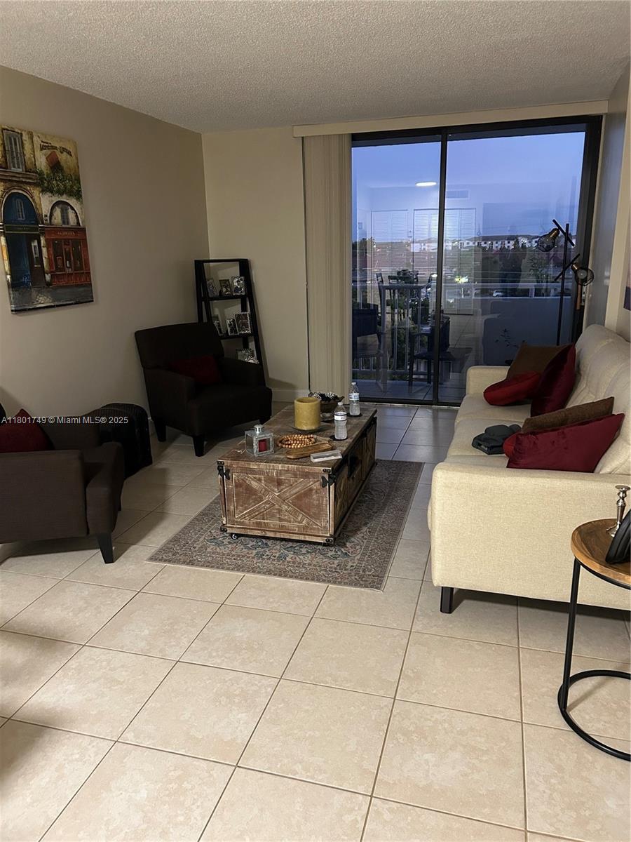 8251 Nw 8th St 505, Miami, Broward County, Florida - 2 Bedrooms  
2 Bathrooms - 
