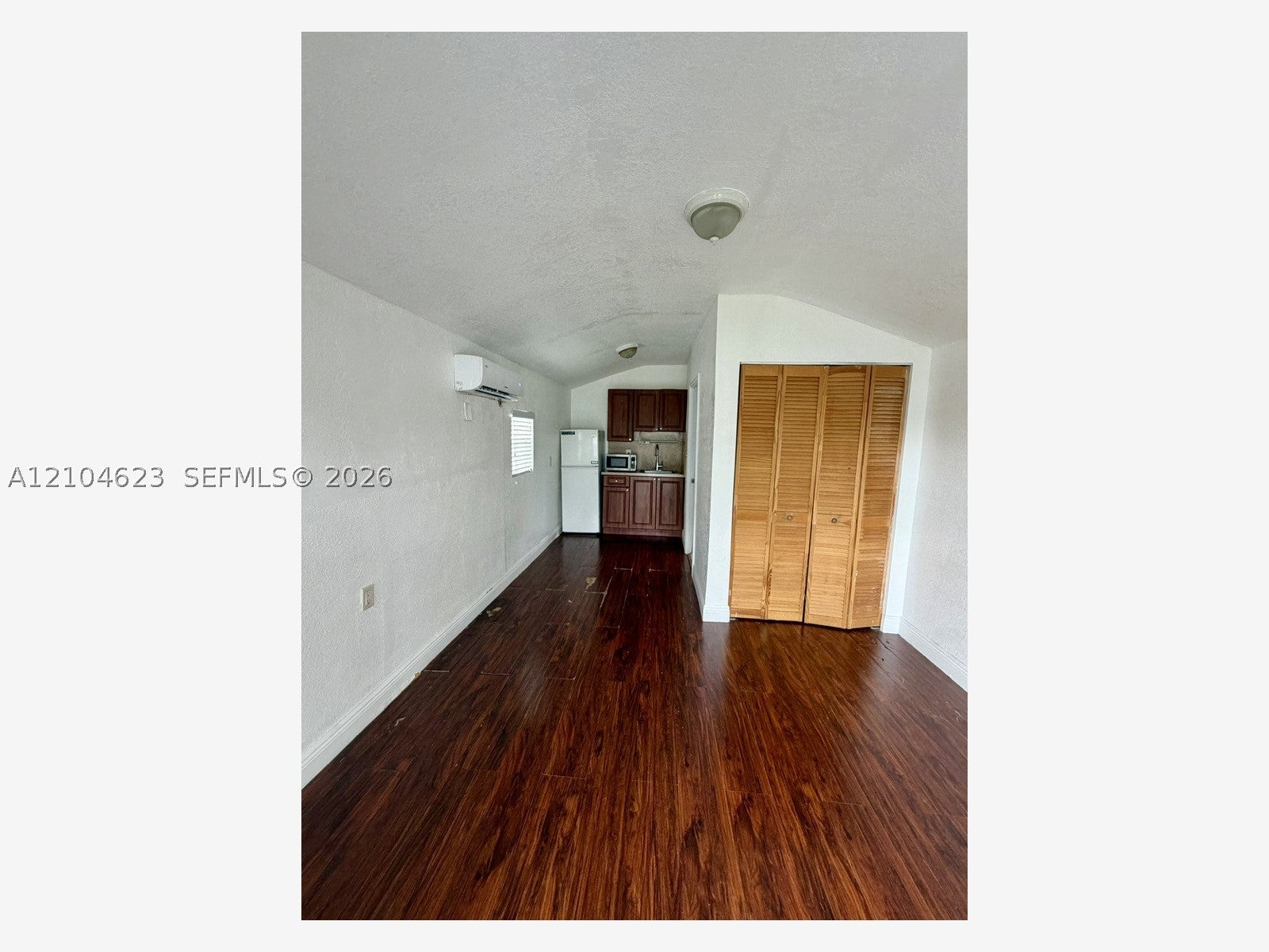 11441 SW 2nd St Efficiency