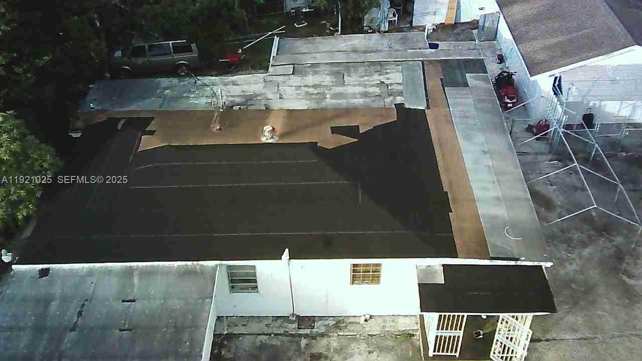 BROADMOOR MANOR - Residential