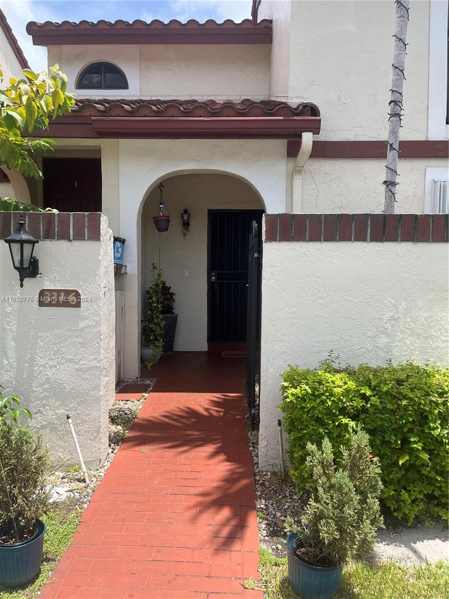 Property for Sale at 337 Ives Dairy Rd 337-06, Miami, Broward County, Florida - Bedrooms: 3 
Bathrooms: 2  - $379,000