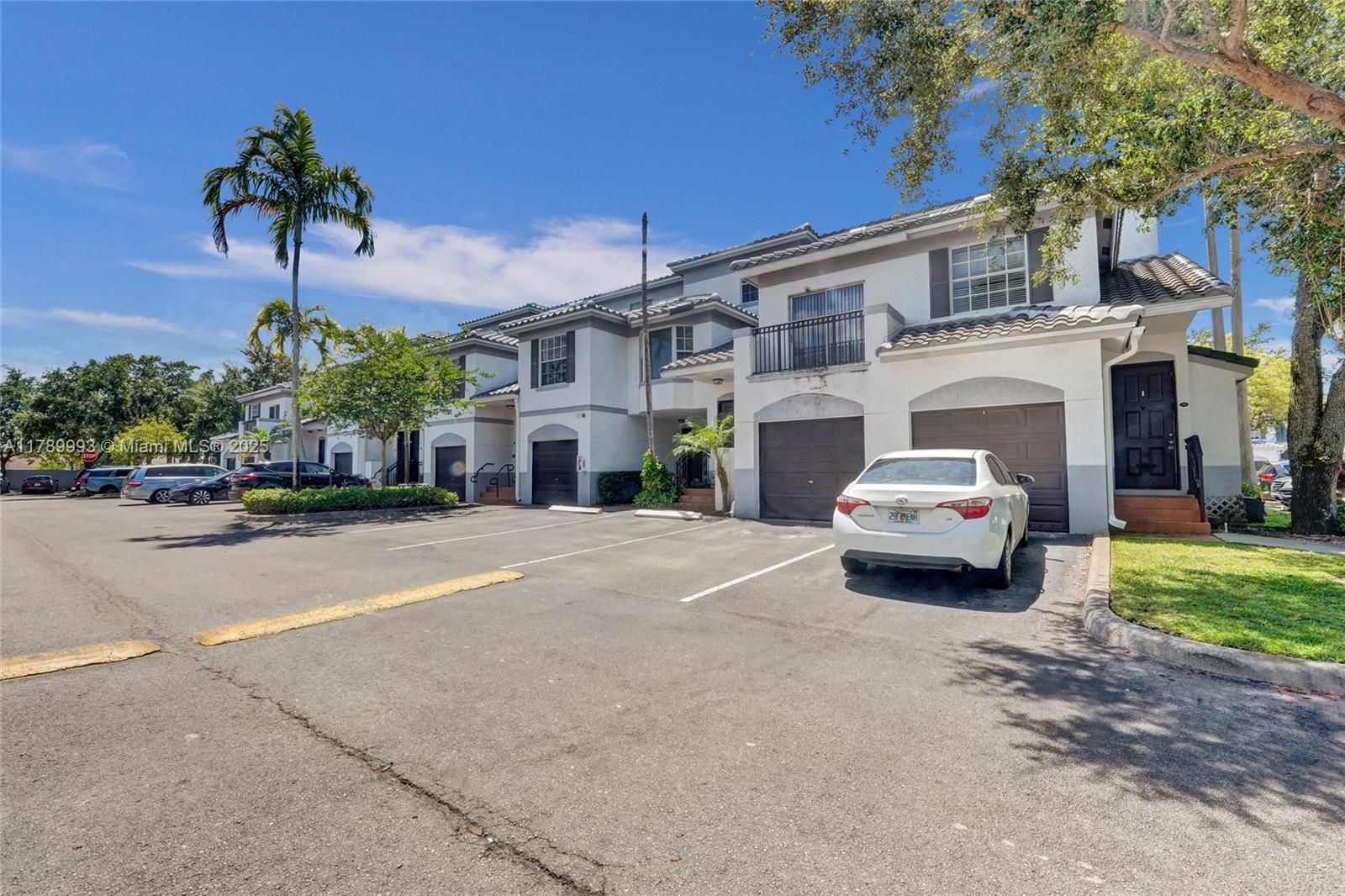 781 Sw 148th Ave 1514, Sunrise, Miami-Dade County, Florida - 3 Bedrooms  
3 Bathrooms - 