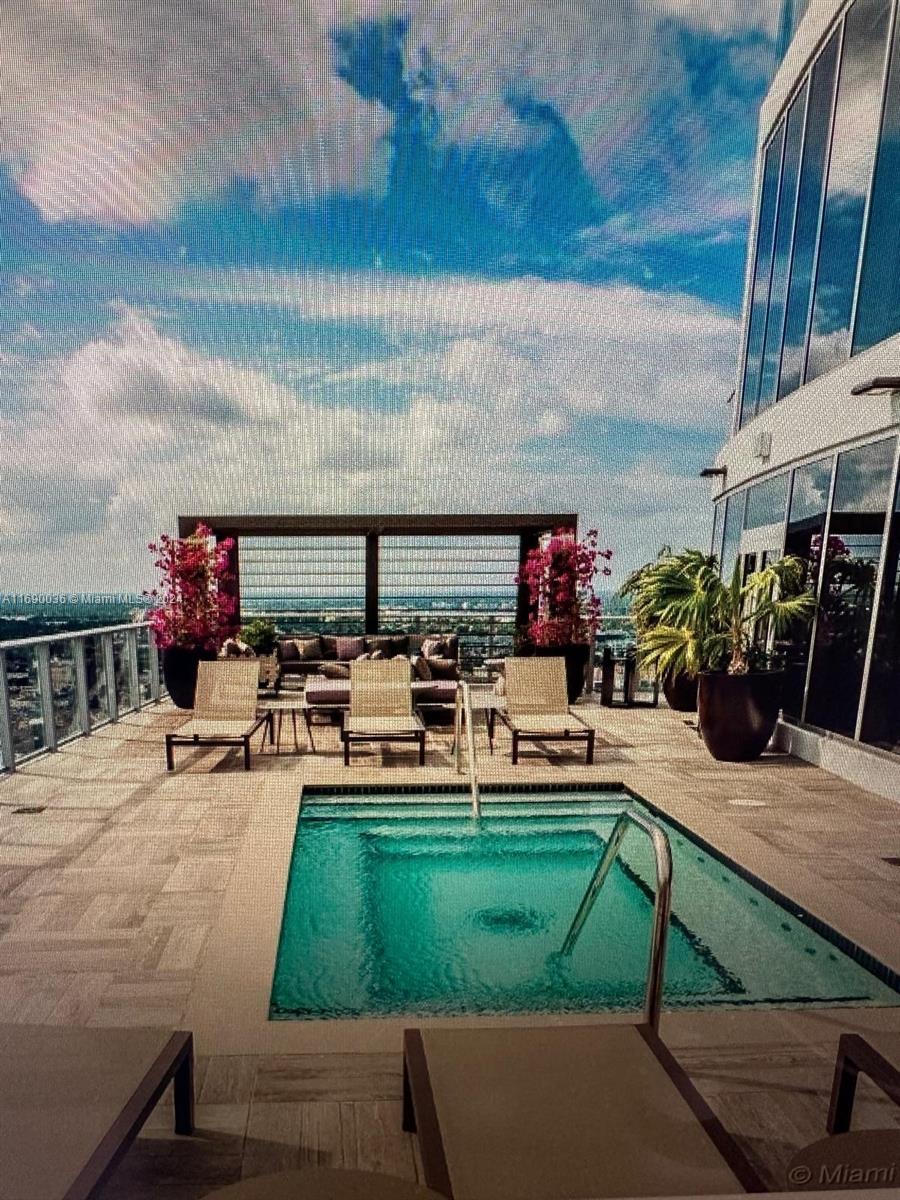 4010 S Ocean Dr R3409