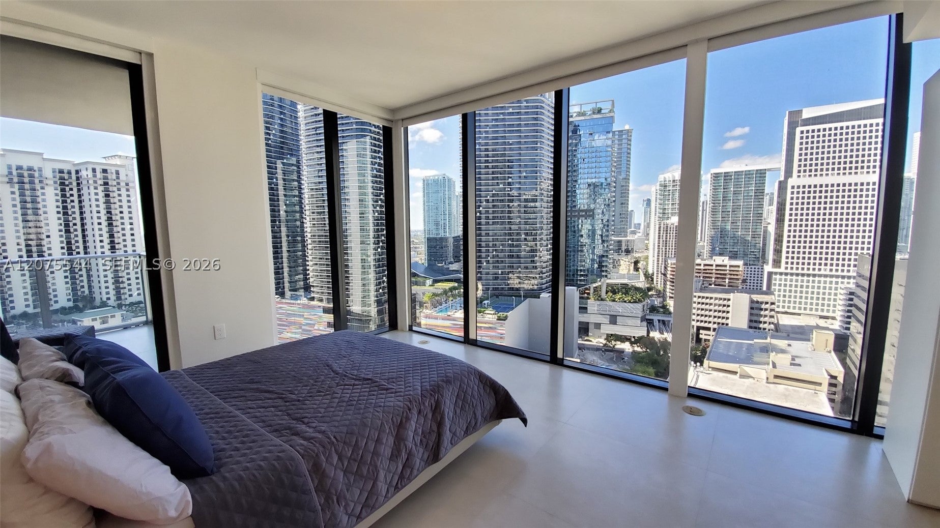 1010 Brickell Ave 2511