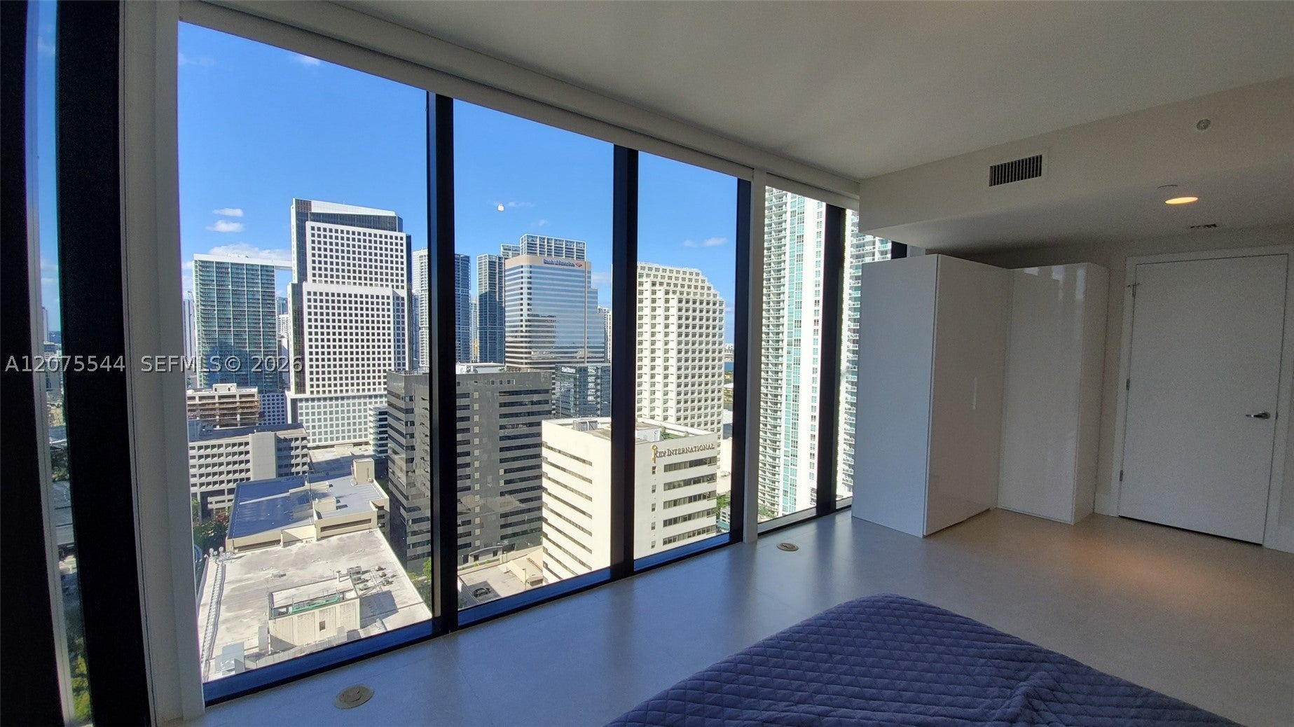 1010 Brickell Ave 2511