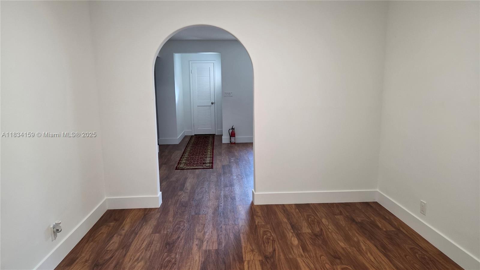 HOLLYWOOD GOLF ESTATES SE - Residential