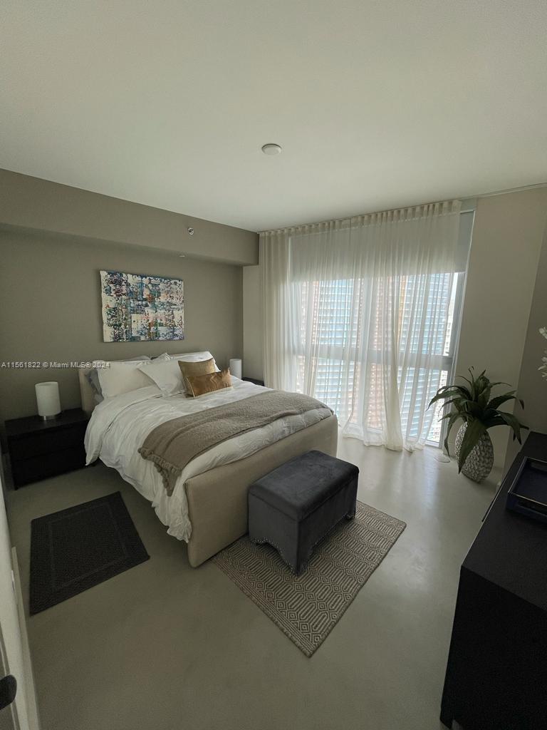 ICONBRICKELL CONDO NO 1 - Residential