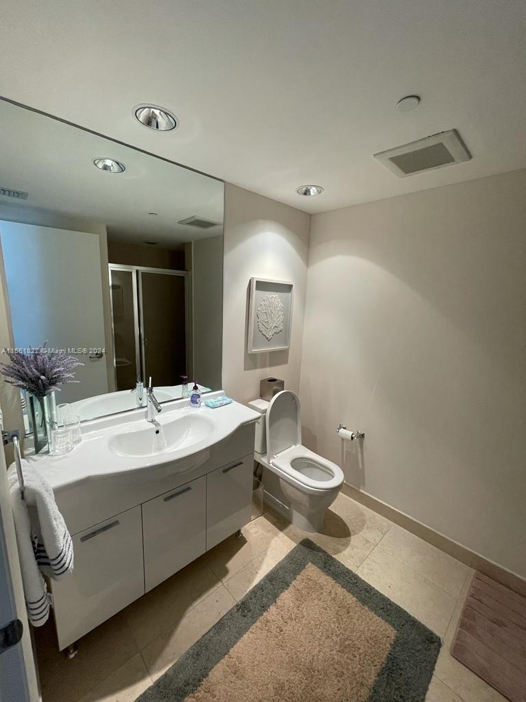 ICONBRICKELL CONDO NO 1 - Residential