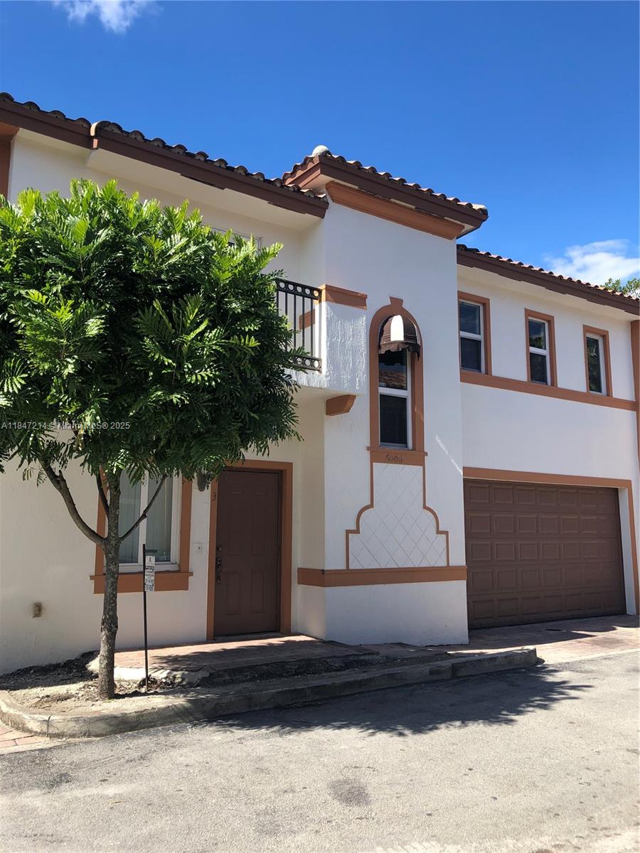 NICE TWO-STORY TOWNHOUSE STYLE AT CENTRAL WEST MIAMI LOATION NEAR CORAL GABLES. 3 BEDROOMS, 2.5 BATH, DOUBLE GARAGE, LAUNDRY ROOM, FENCED PATIO. GRANITE KITCHEN COUNTERTOP, NEW STAINLESS-STEEL APPLIANCES INCLUDING REFRIGERATOR, ELECTRIC RANGE, DISHWASHER. NEW WASHER & DRYER. SPACIOUS MASTER BATH WITH DOUBLE SINK, BIDET AND LINNEN CLOSET INSIDE. MASTER BEDRROM WITH WALKING CLOSET AND BALCONY. SPLIT BEDROOMS, LAUNDRY ROOM ON 2ND FLOOR. See Broker Remarks for showings. NO PETS.