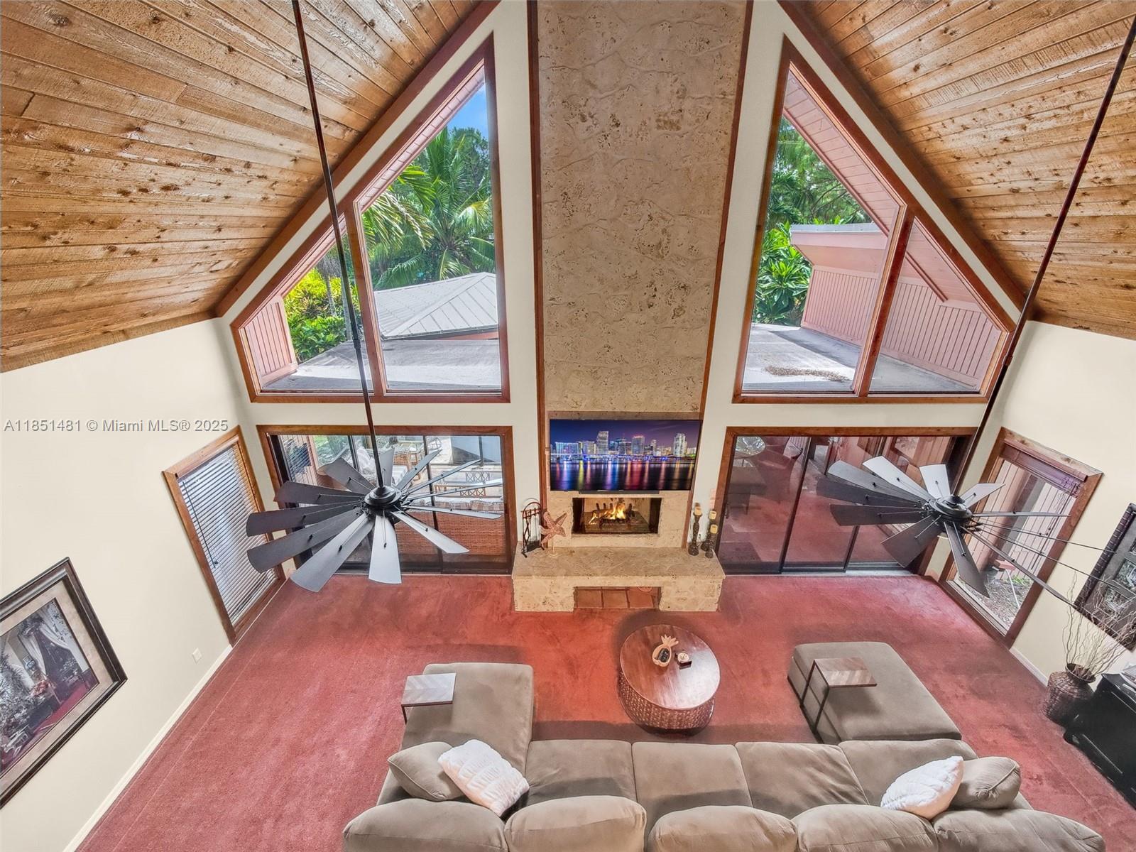 RUSTIC HILLS - Residential