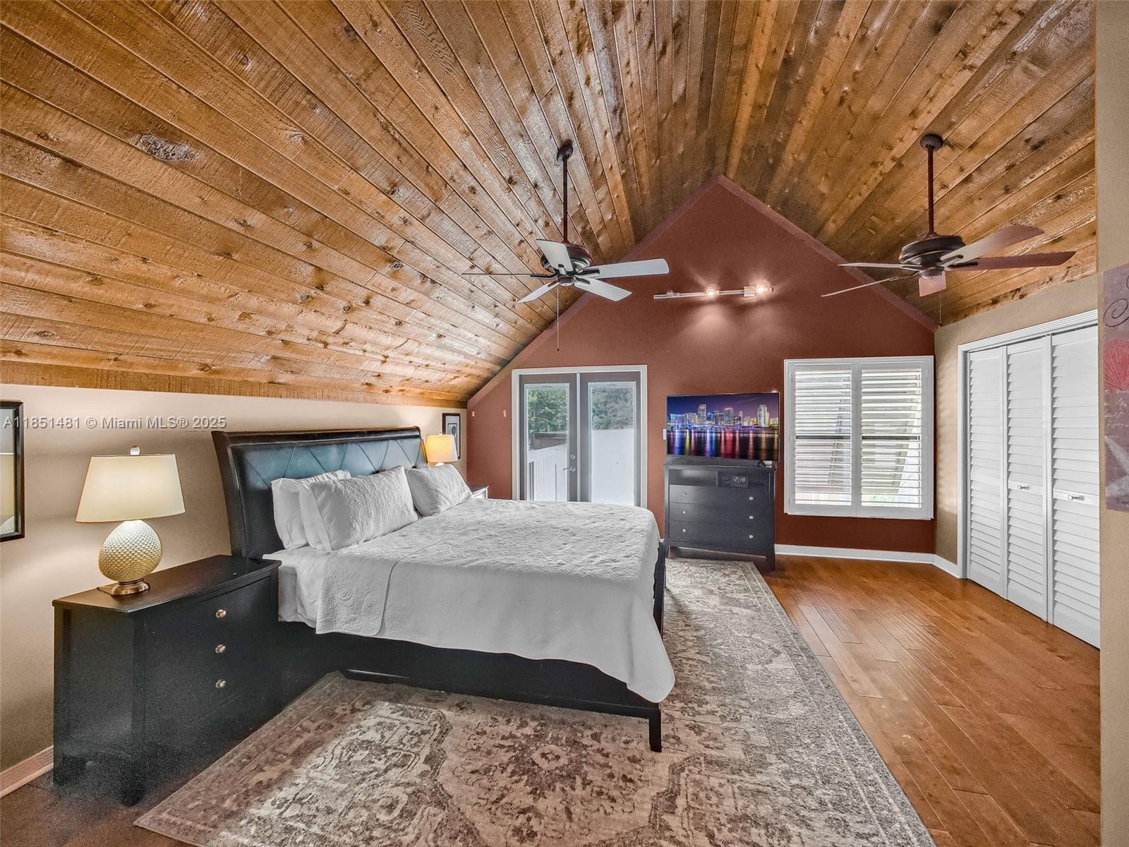 RUSTIC HILLS - Residential