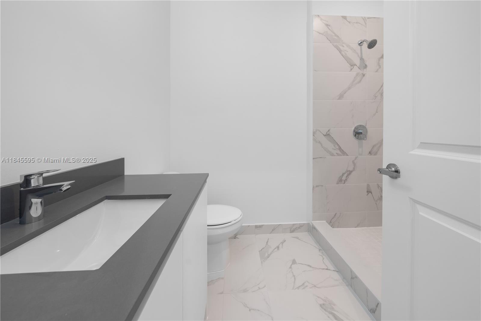 CENTURY PARK SQUARE - Residential