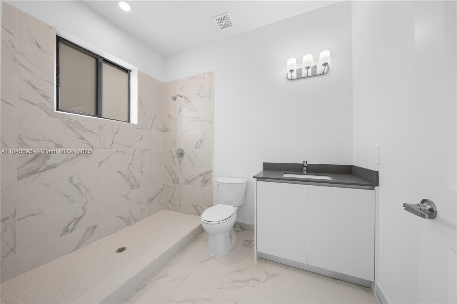 CENTURY PARK SQUARE - Residential