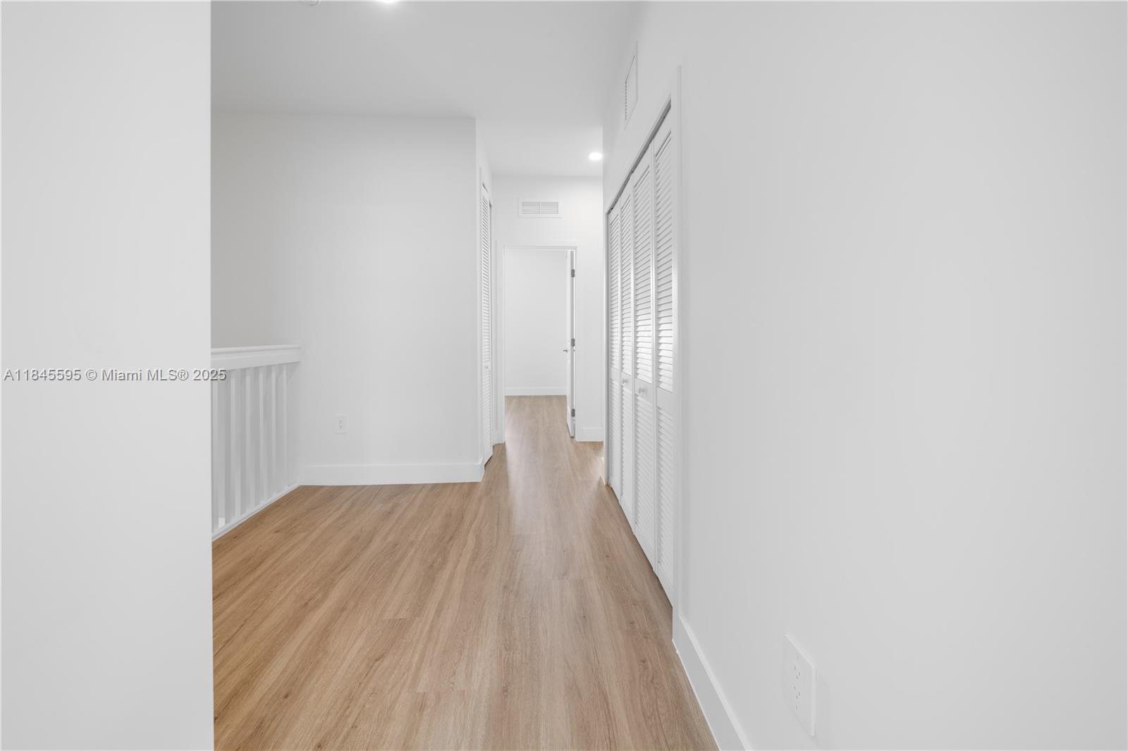 CENTURY PARK SQUARE - Residential