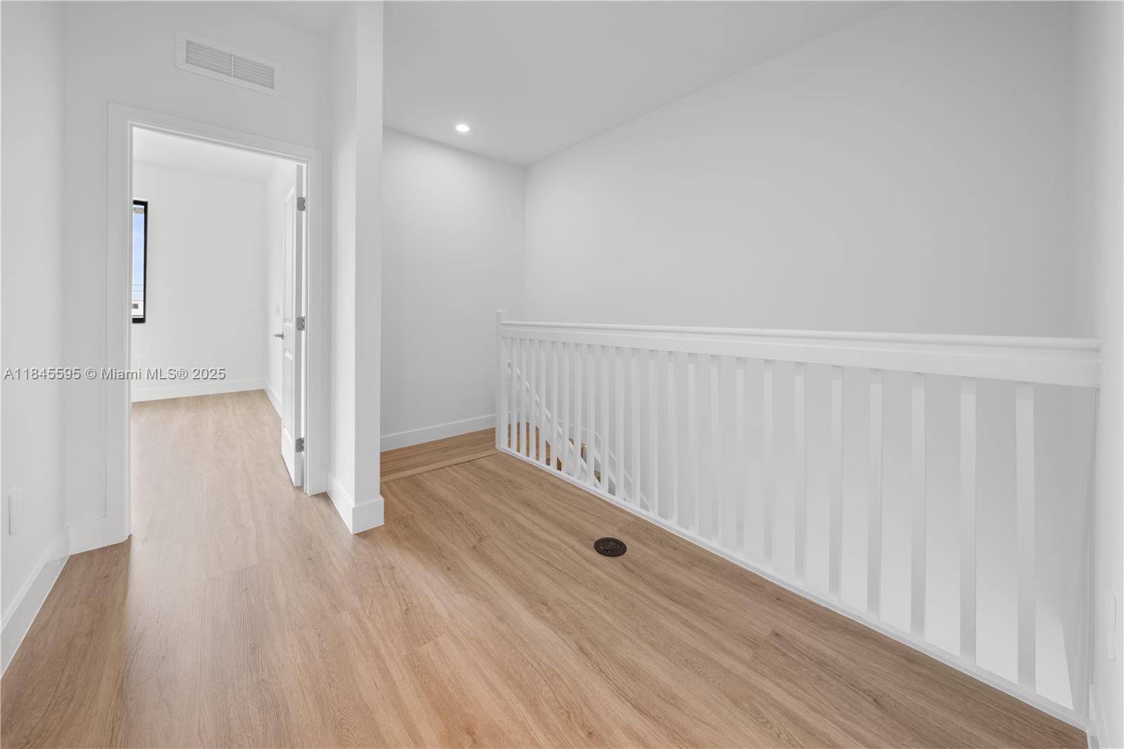 CENTURY PARK SQUARE - Residential