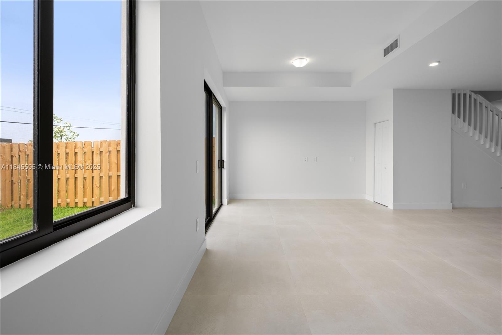 CENTURY PARK SQUARE - Residential