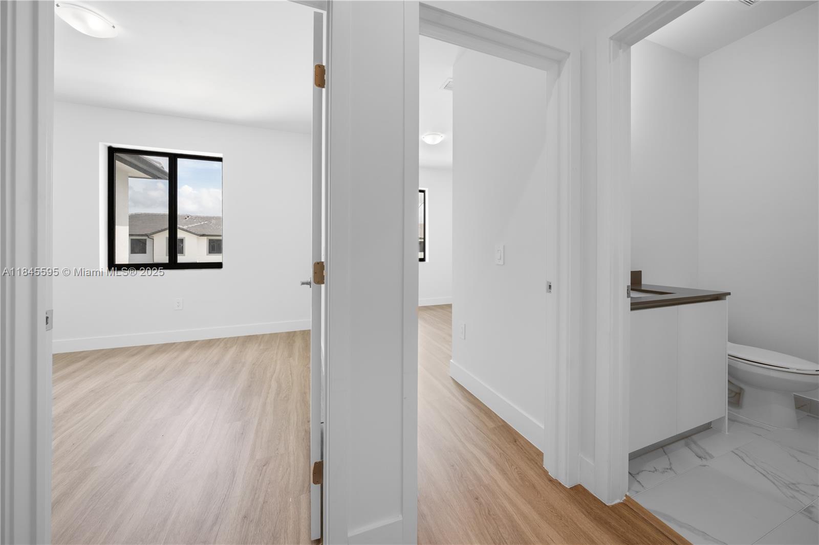 CENTURY PARK SQUARE - Residential