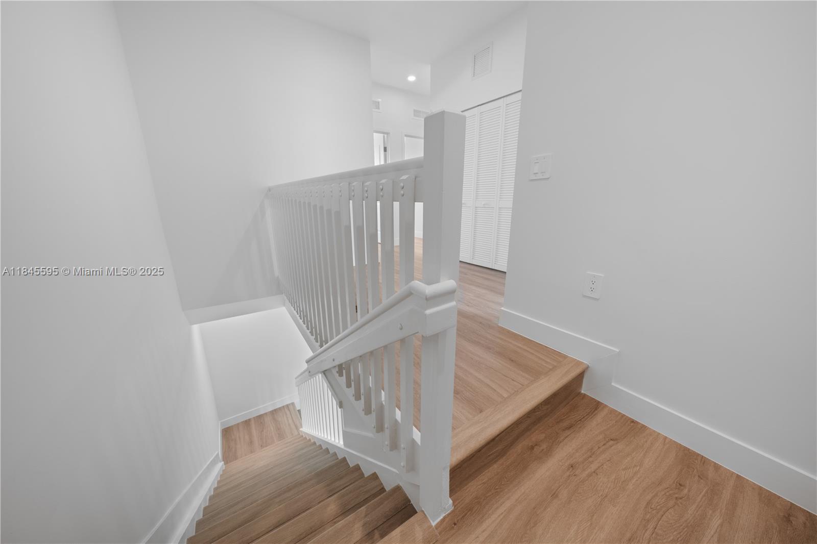 CENTURY PARK SQUARE - Residential