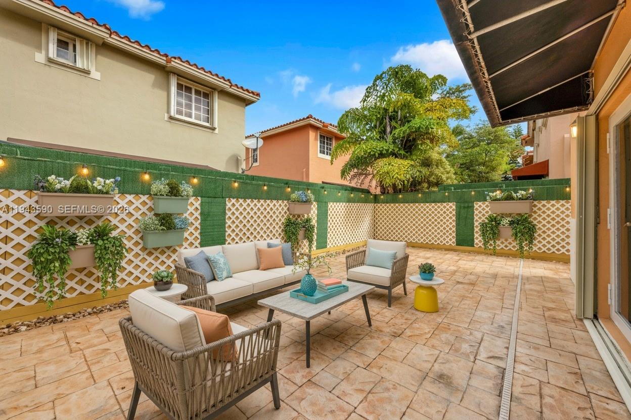 VILLAS OF BARCELONA - Residential