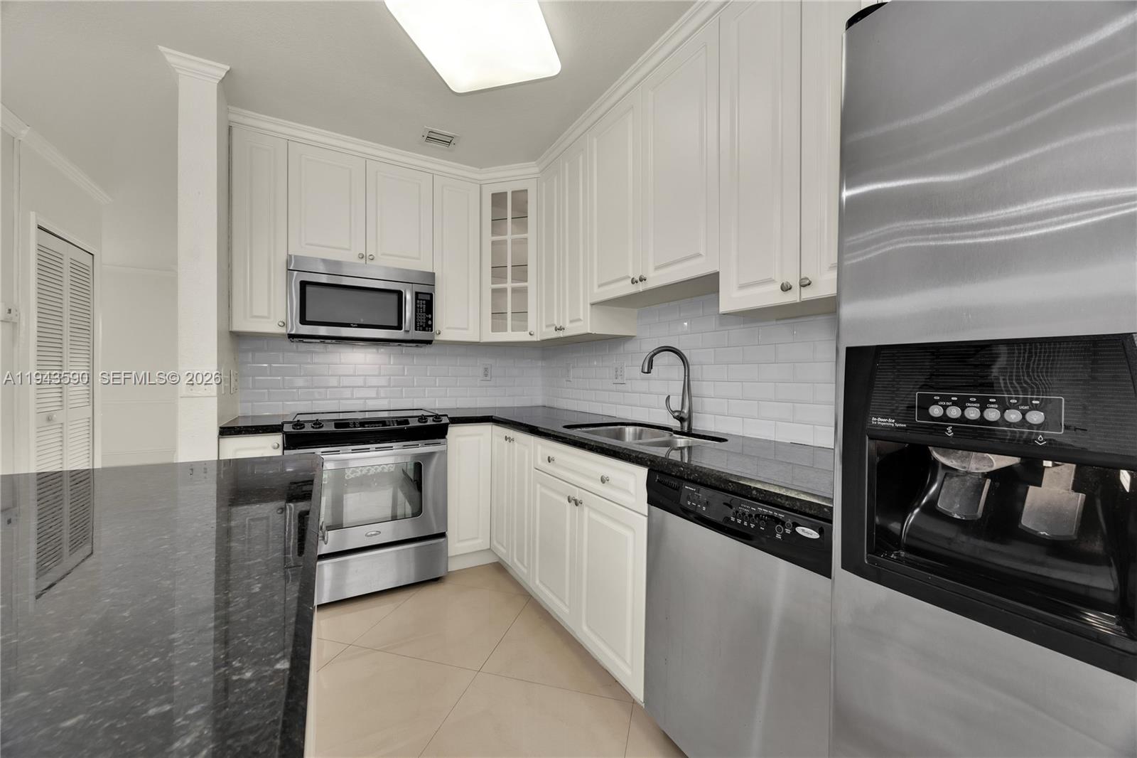 VILLAS OF BARCELONA - Residential