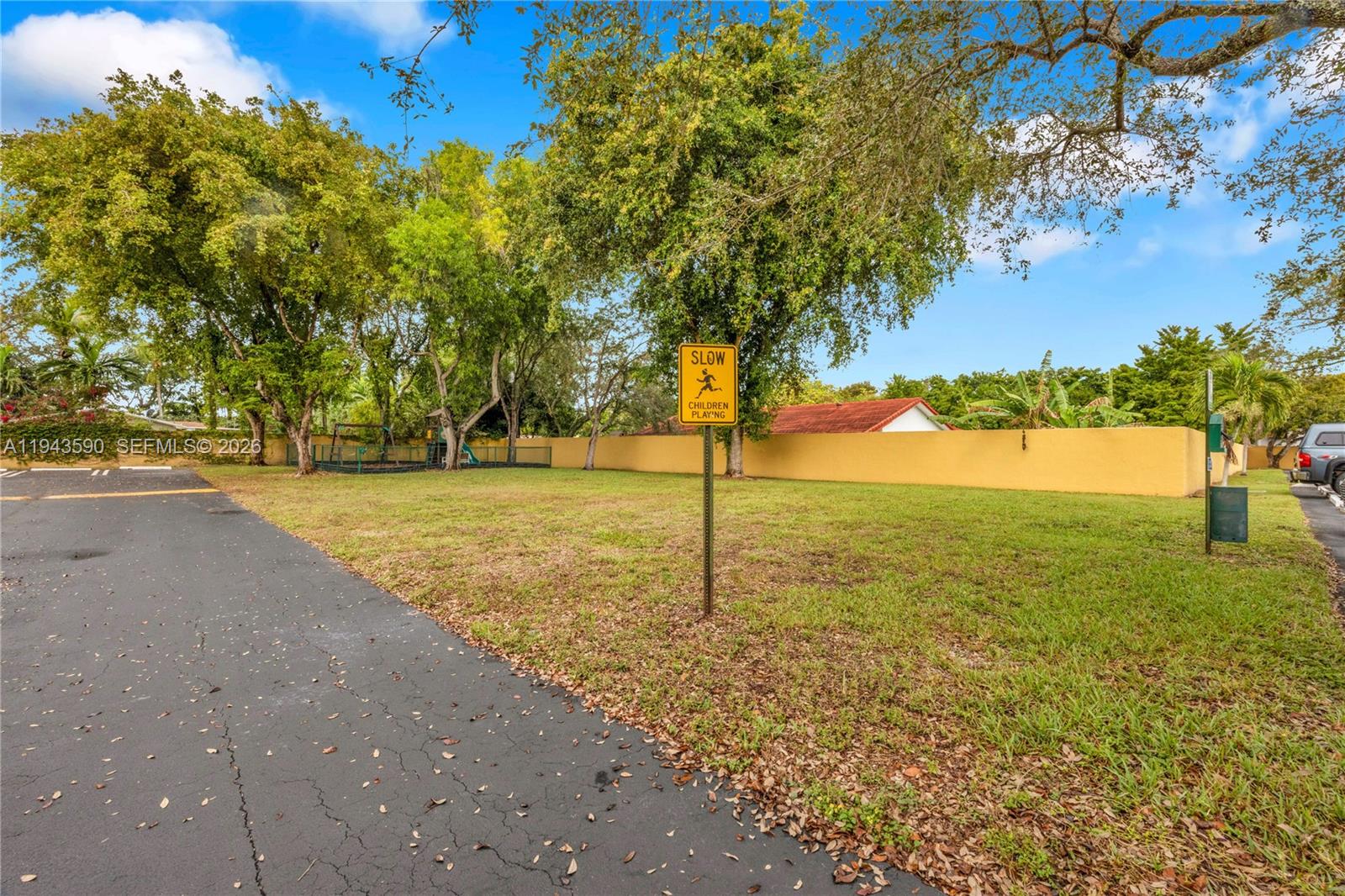 VILLAS OF BARCELONA - Residential