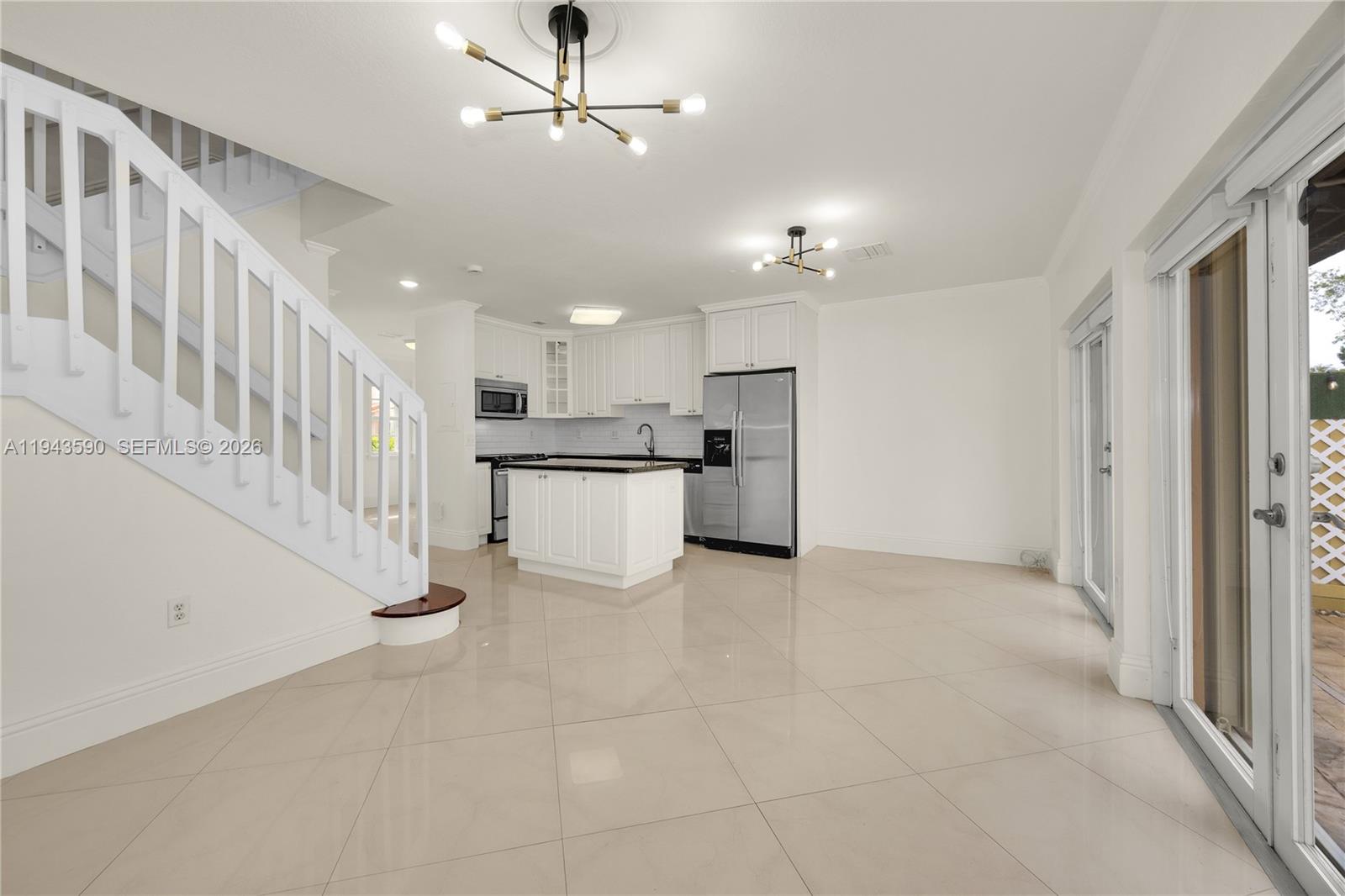 VILLAS OF BARCELONA - Residential