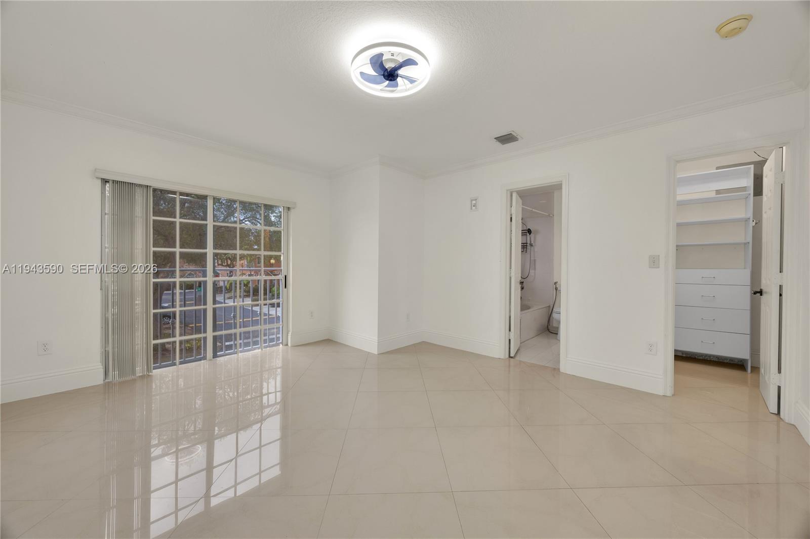 VILLAS OF BARCELONA - Residential