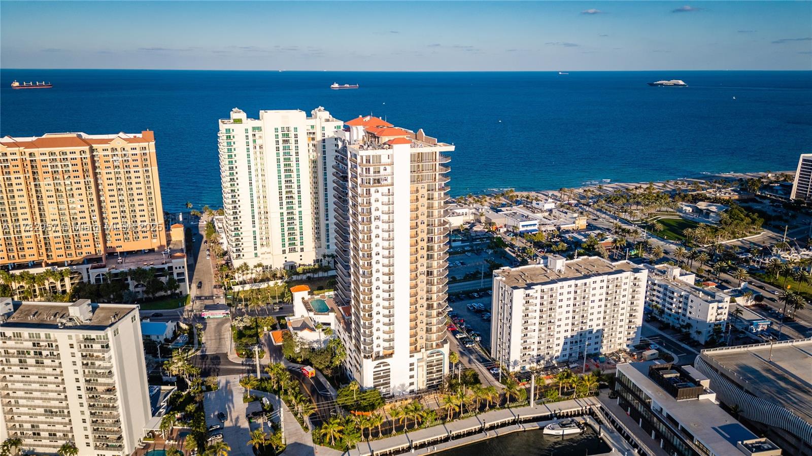 JACKSON TOWER LAS OLAS CON - Residential