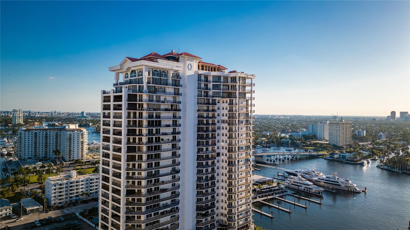 JACKSON TOWER LAS OLAS CON - Residential