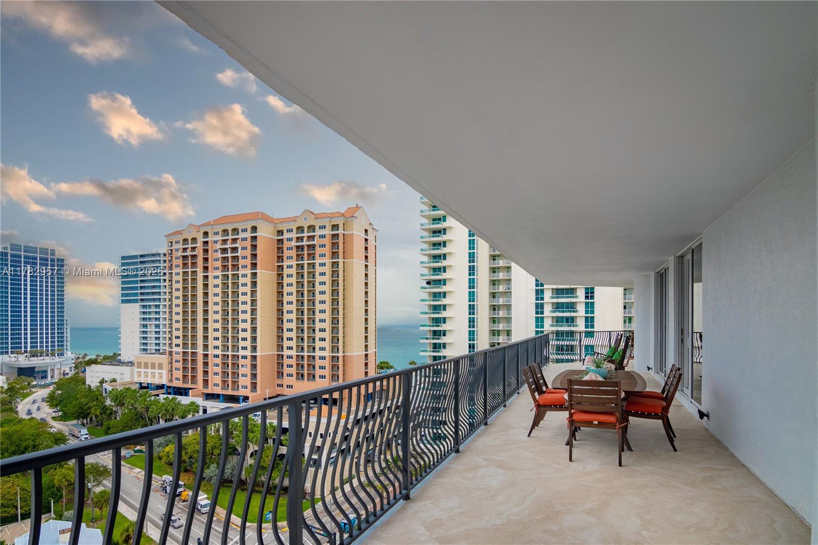 JACKSON TOWER LAS OLAS CON - Residential