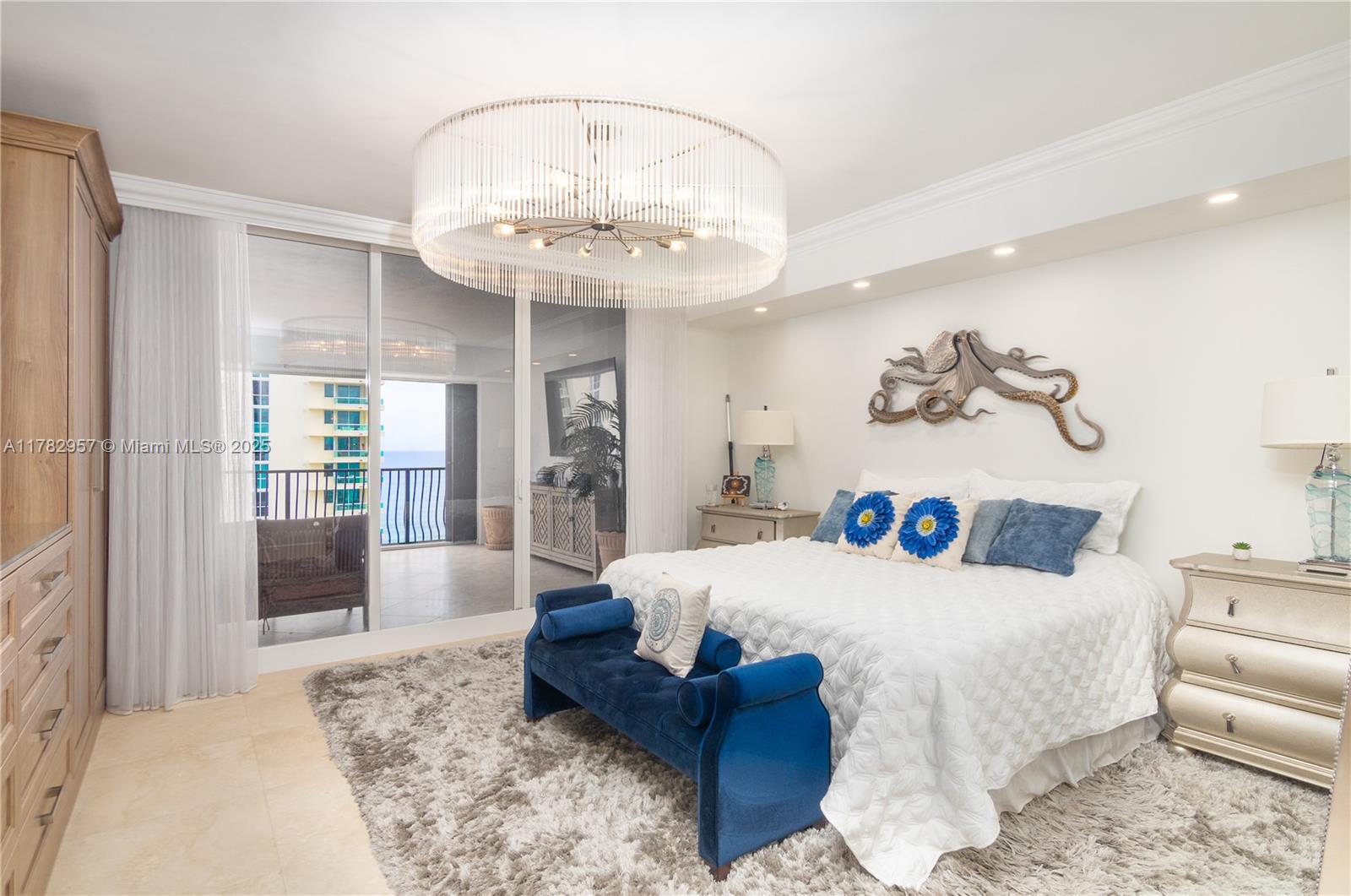 JACKSON TOWER LAS OLAS CON - Residential