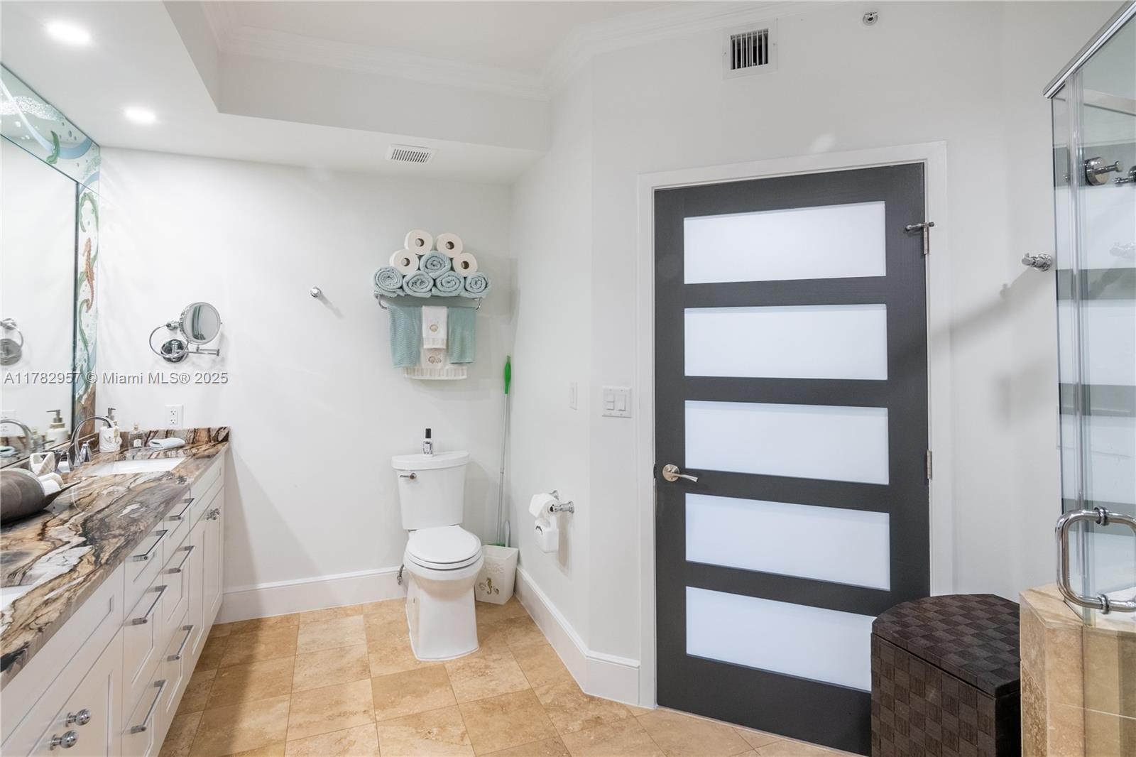 JACKSON TOWER LAS OLAS CON - Residential