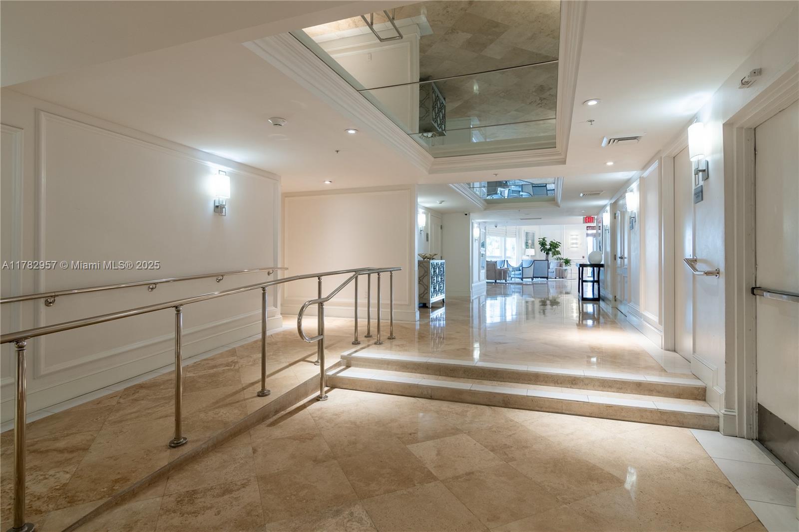 JACKSON TOWER LAS OLAS CON - Residential