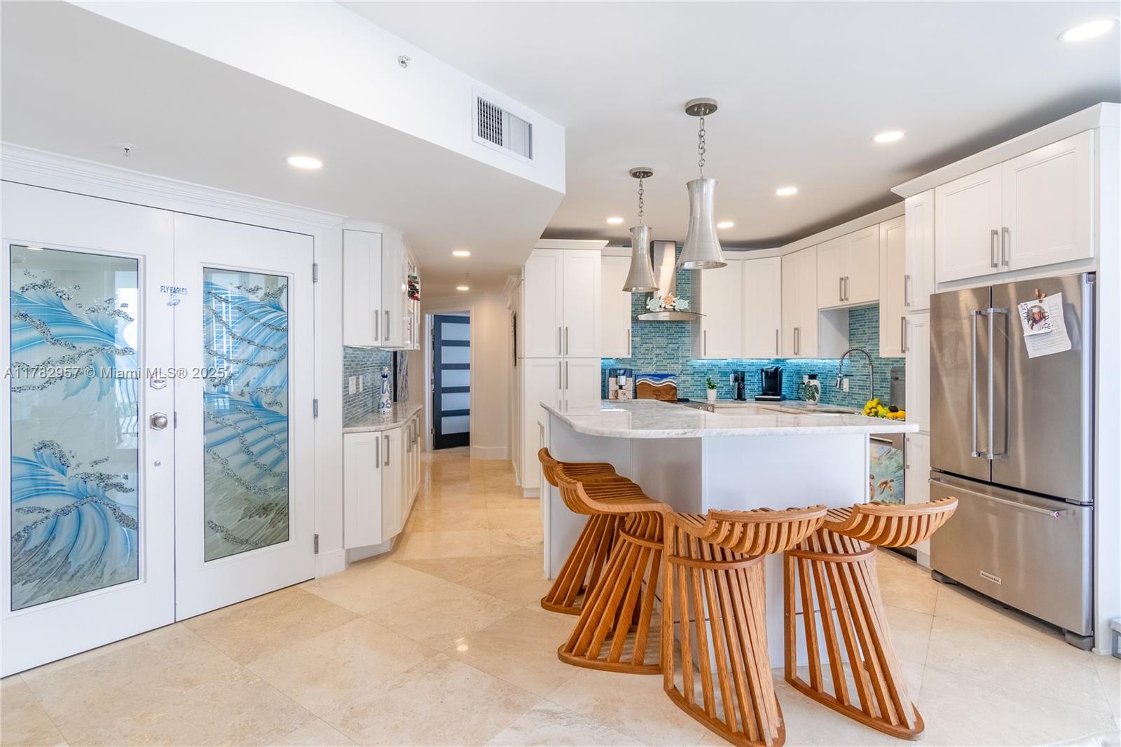 JACKSON TOWER LAS OLAS CON - Residential